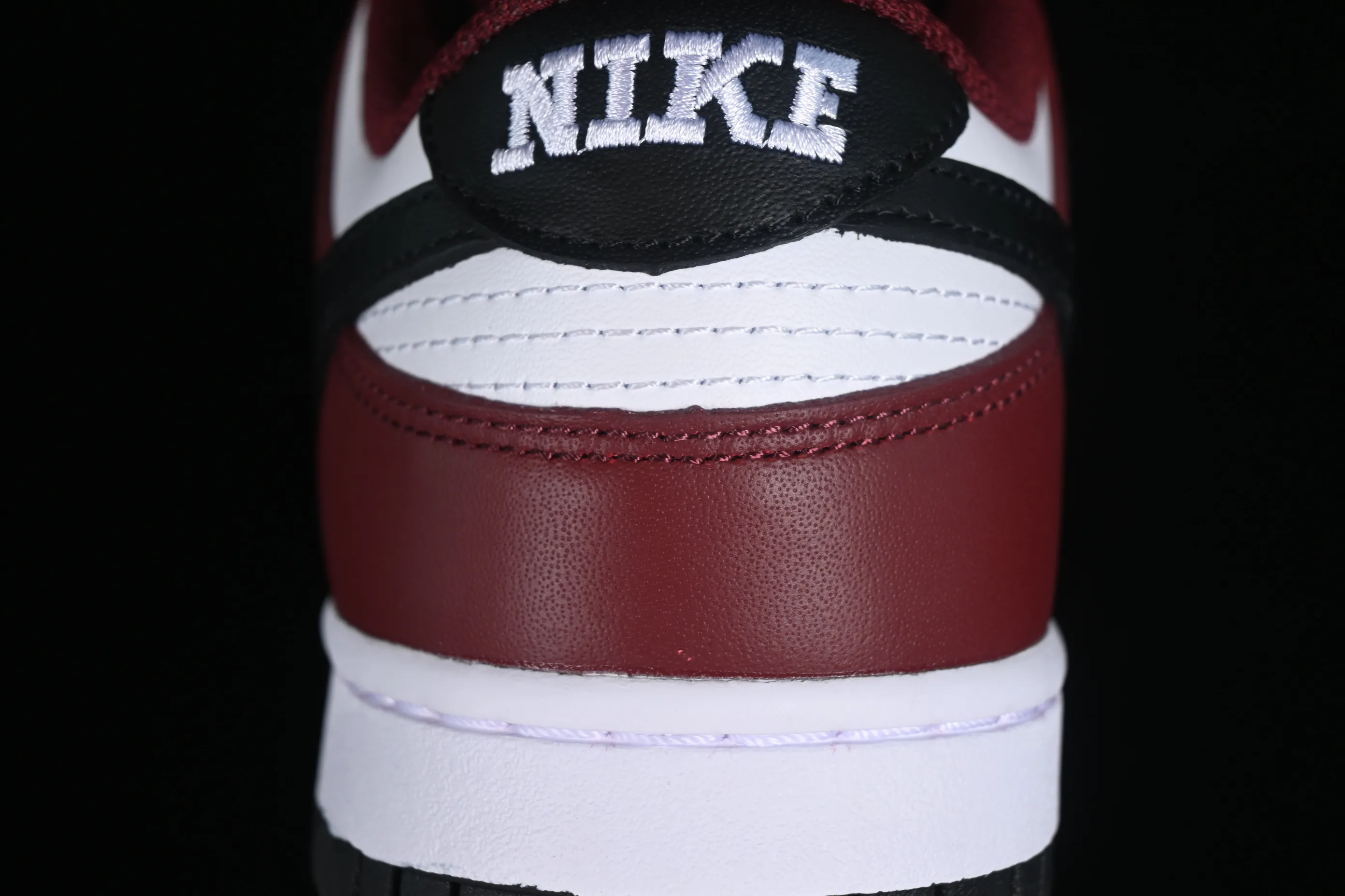 All categories Nk SB Dunk series Nk SB Dunk Low low-top sneakers Nk Dunk Low burgundy black SB low-top sports and leisure sneakers FJ4616-600